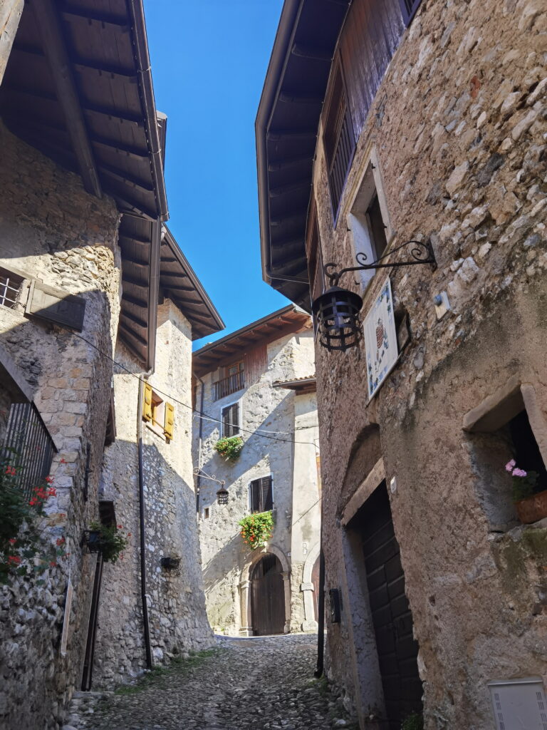 borgo medievale di canale